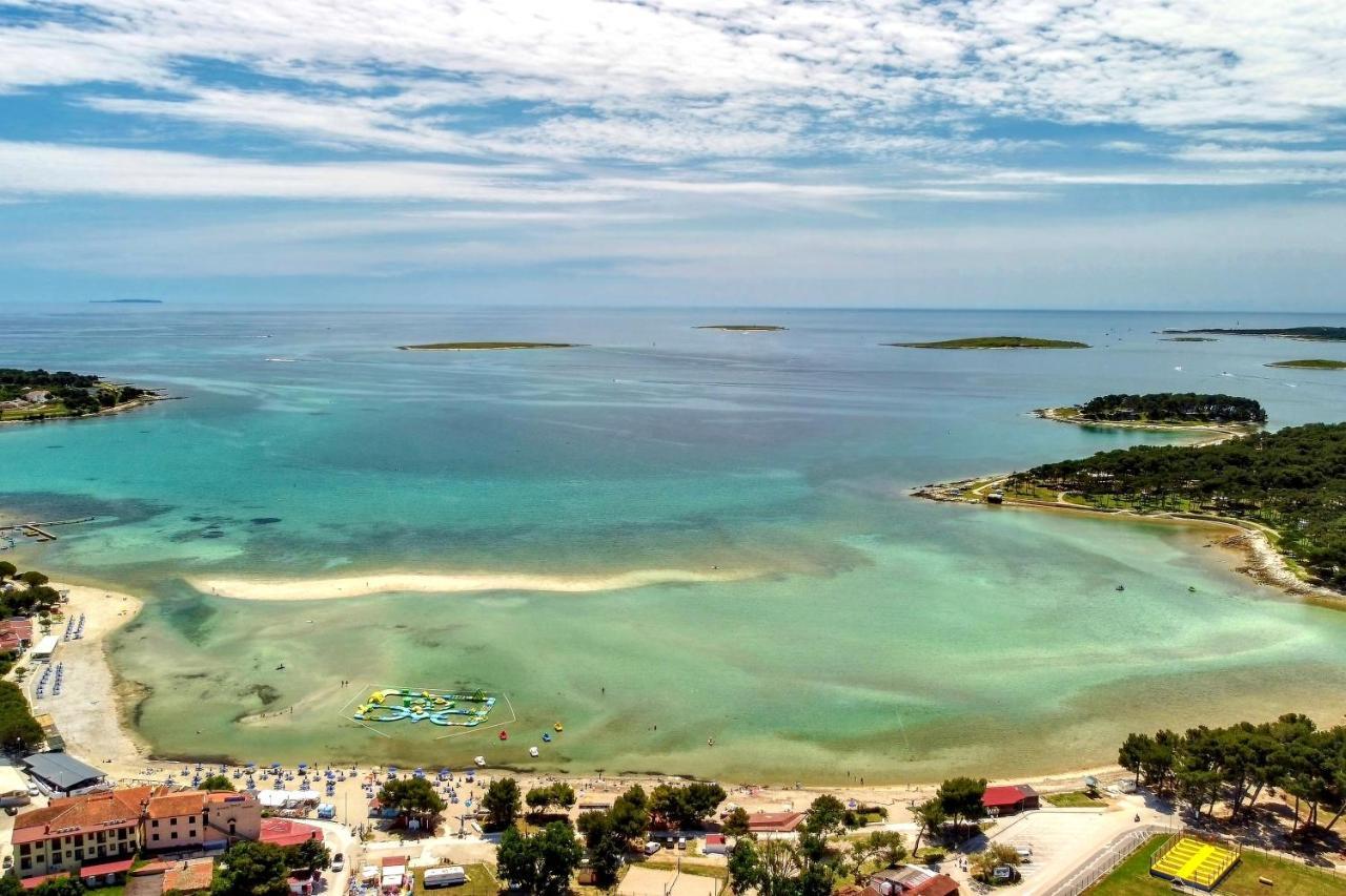 Holiday House "Laurus Garden" With Private Parking Μεντουλίν Εξωτερικό φωτογραφία