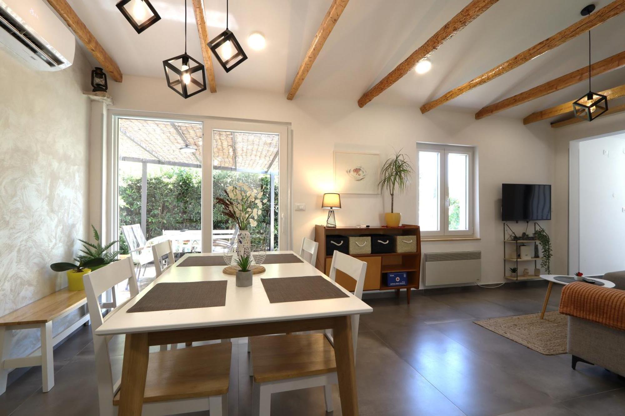 Holiday House "Laurus Garden" With Private Parking Μεντουλίν Εξωτερικό φωτογραφία